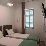 Thin Alos House * חאניה